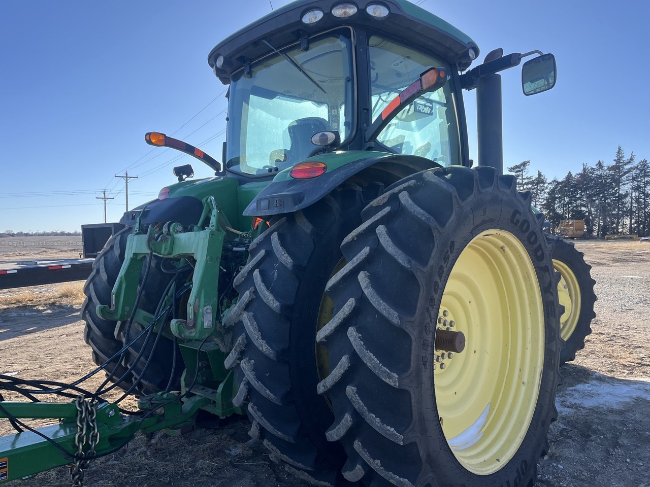 2010 John Deere 8295R Image 11