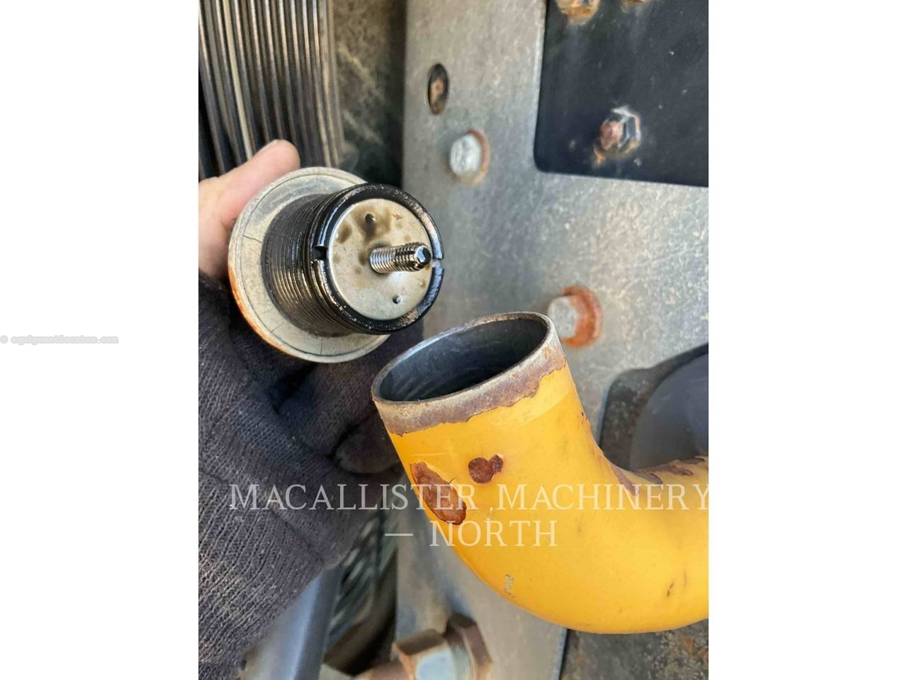 2002 Caterpillar 966G Image 16