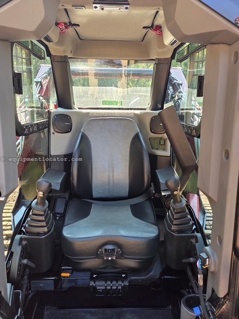 2025 Yanmar TL80 Image 3