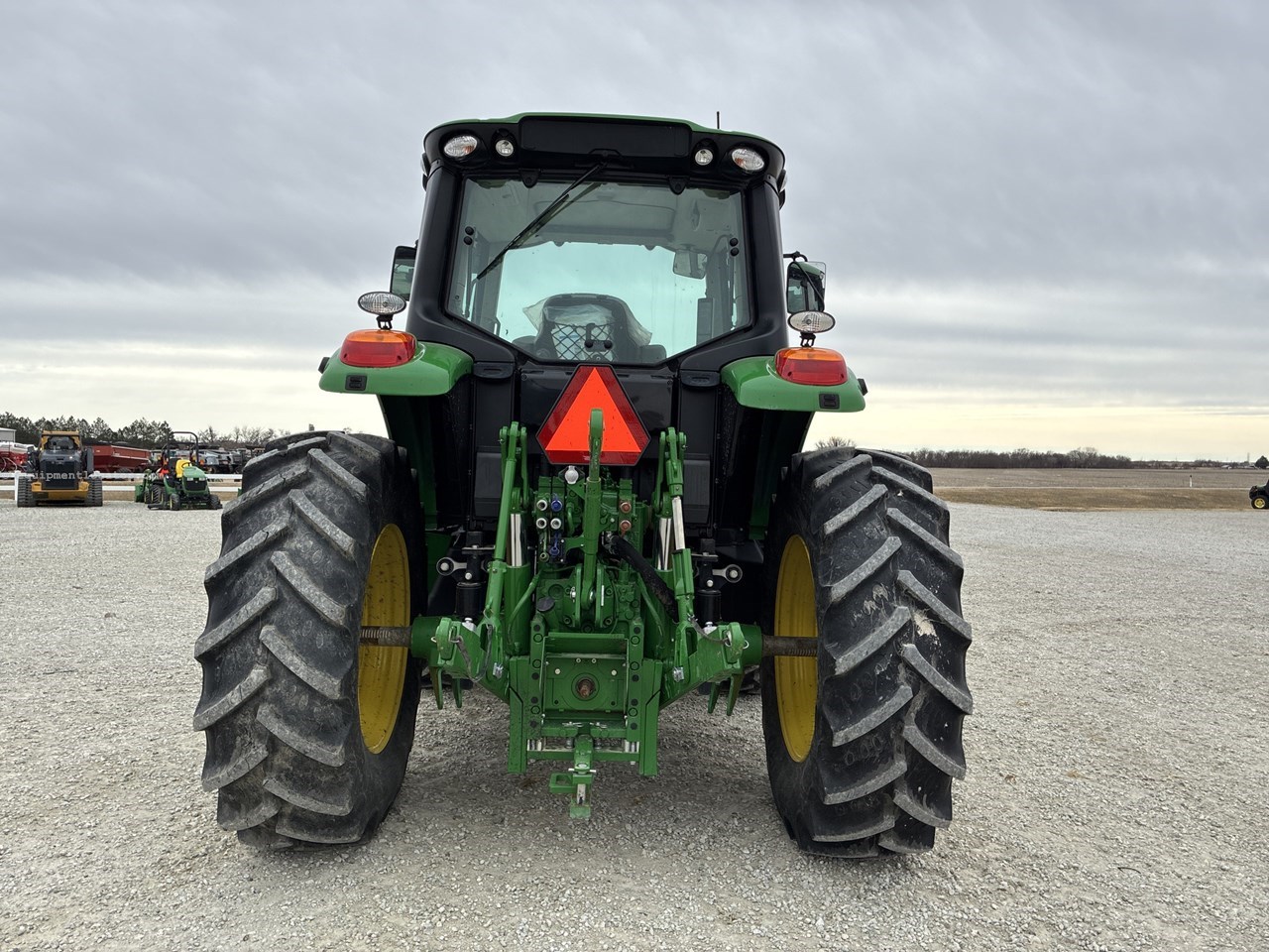 John Deere 6130M Image 4