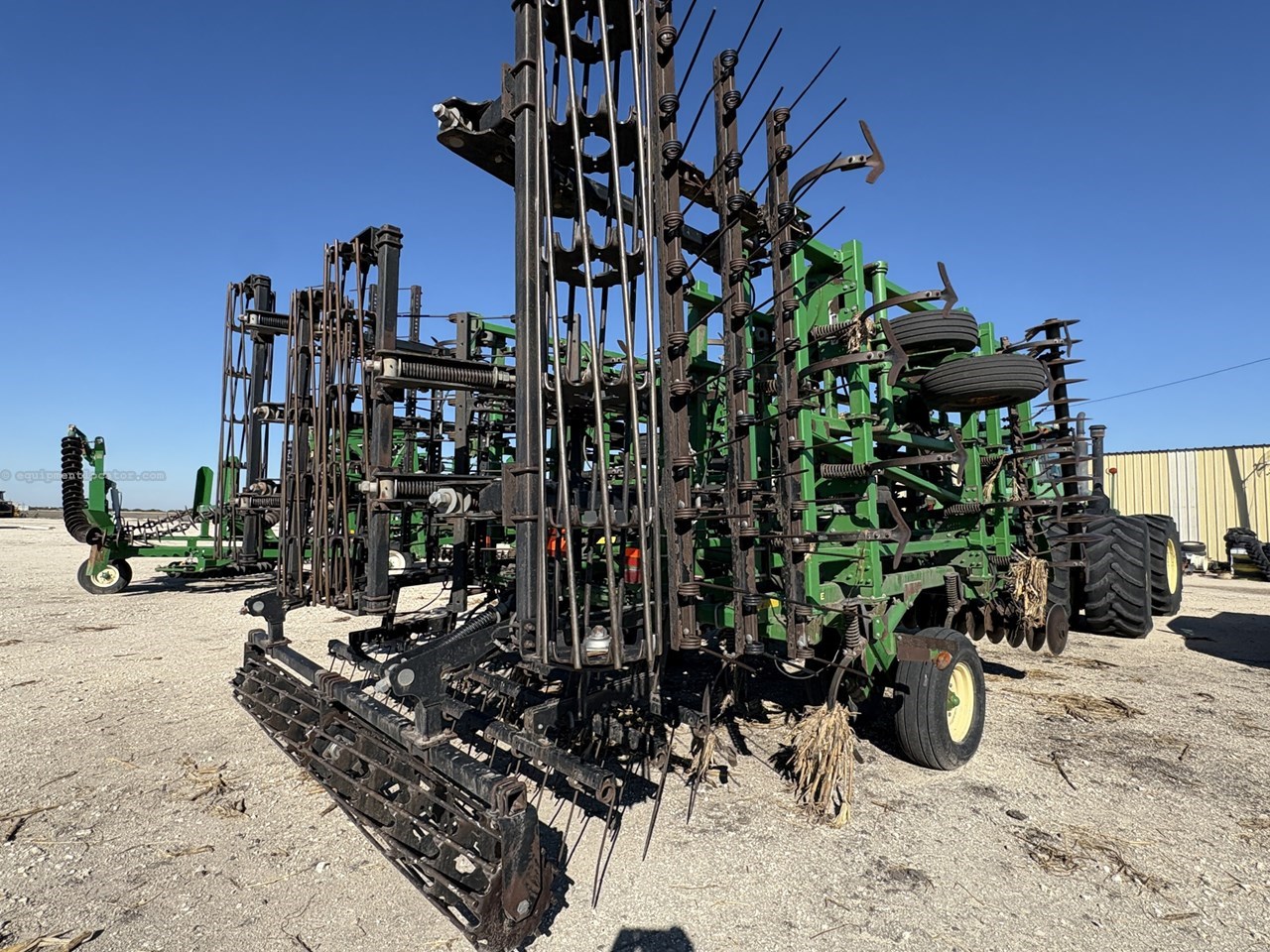 2014 John Deere 2310 Image 5