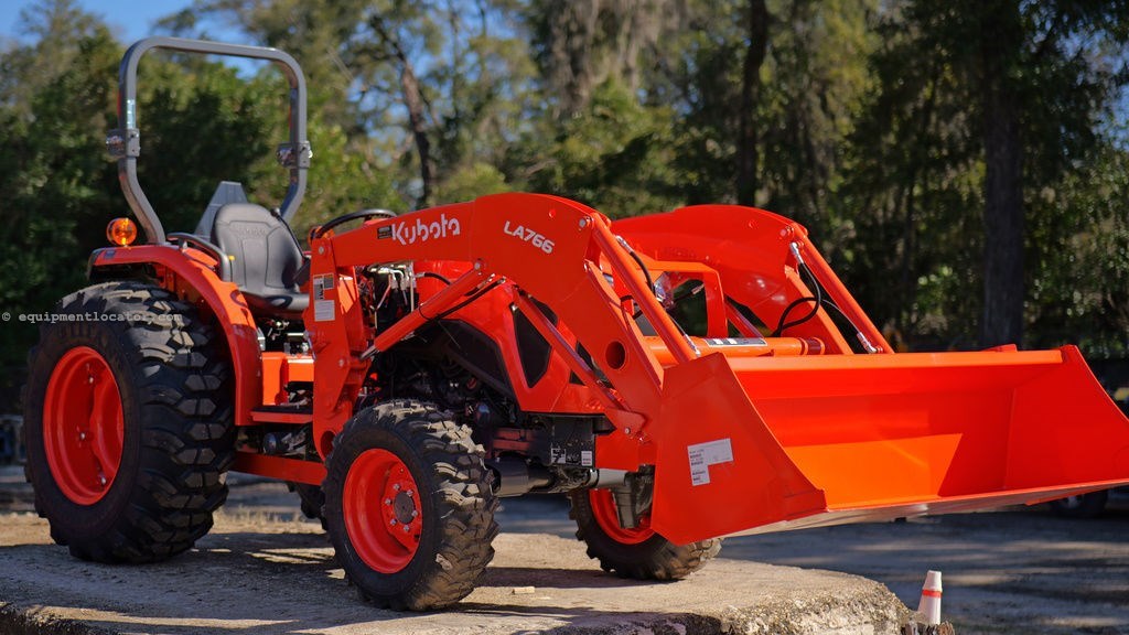 2026 Kubota L Series L4802 Image 2