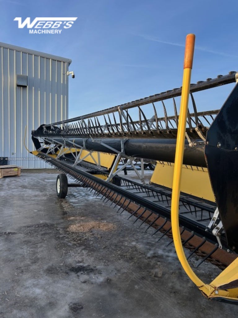 2013 New Holland HB30 Image 4