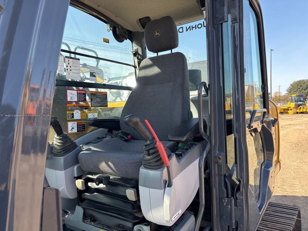 2023 John Deere 210P Image 32