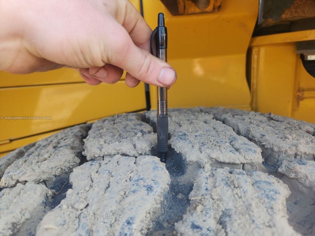 2019 John Deere 544L Image 36