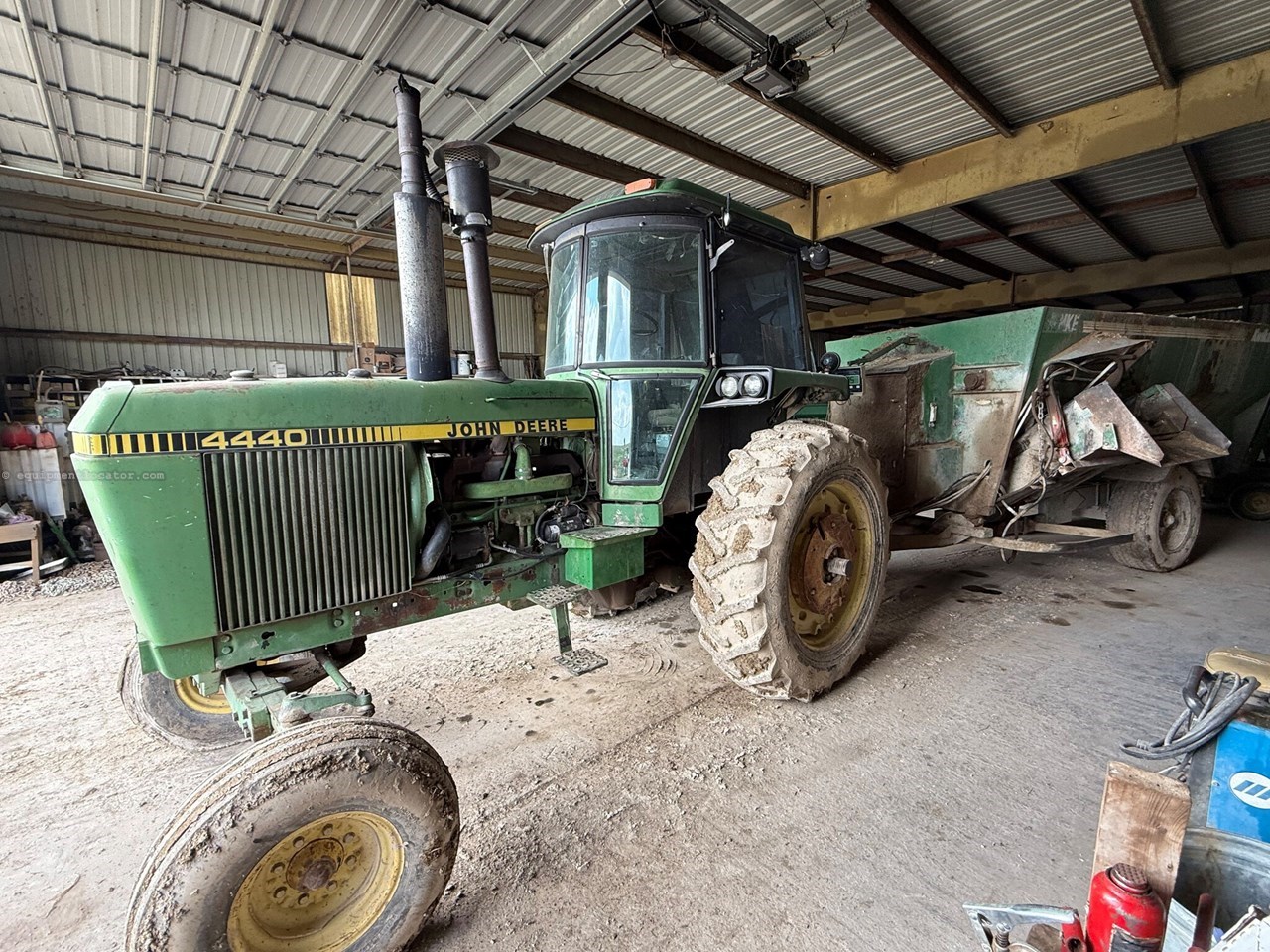 1980 John Deere 4440 Image 3