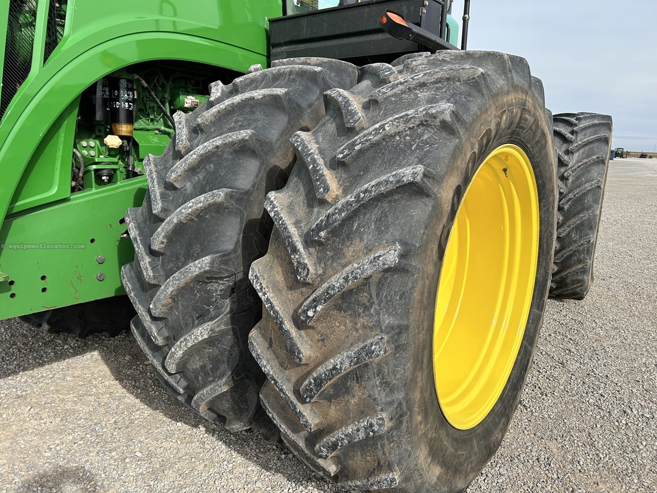 2014 John Deere 9410R Image 10