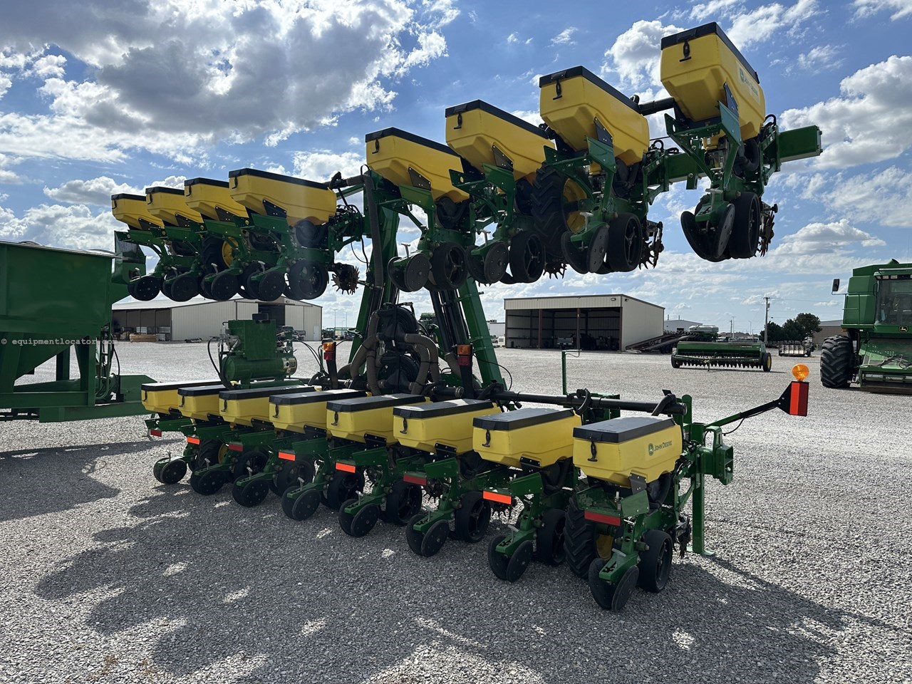 2023 John Deere 1725 Image 4