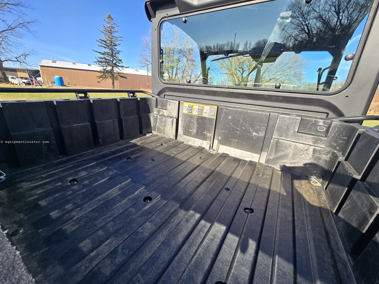 2025 John Deere XUV 845M Image 11