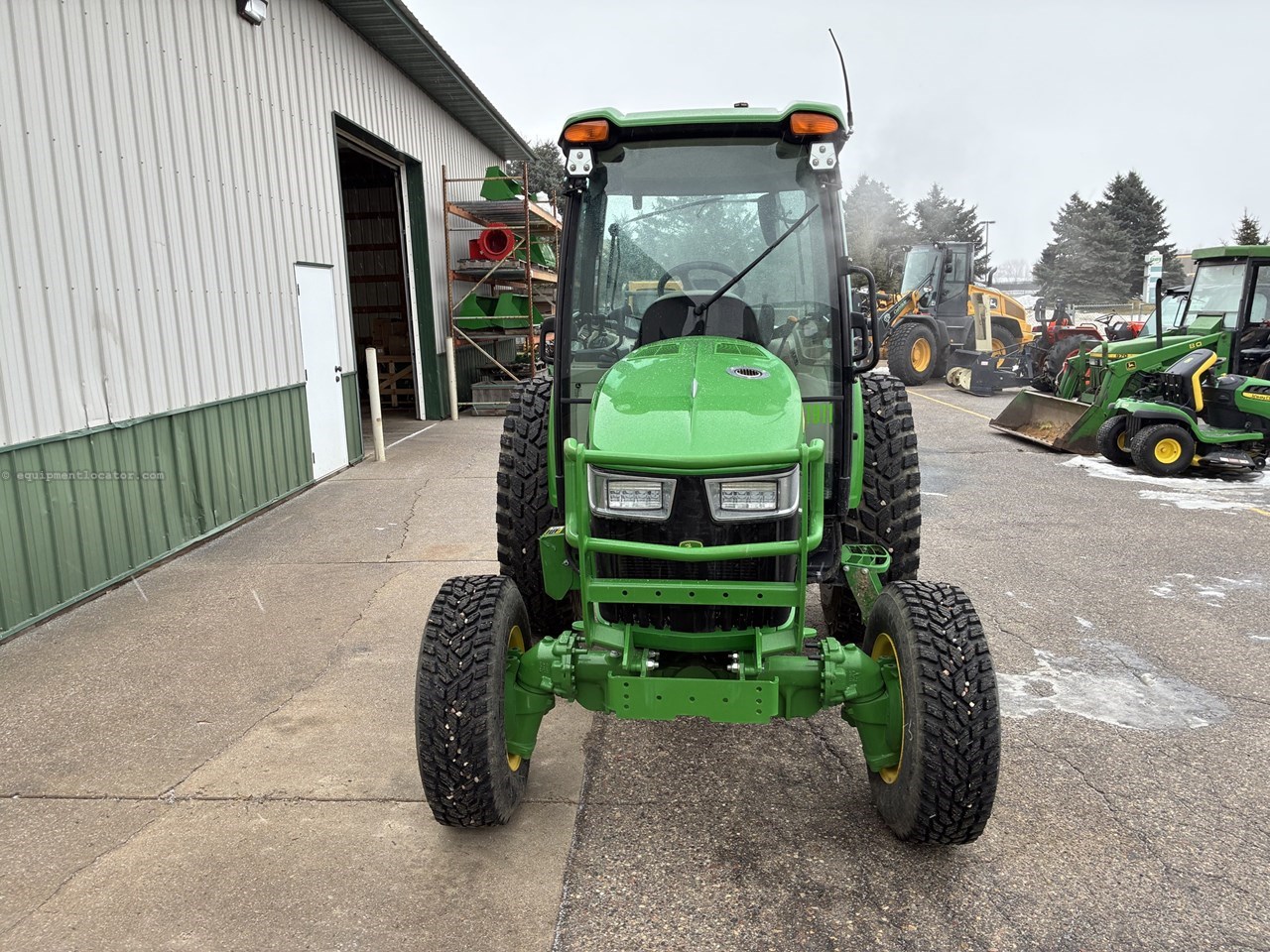 2025 John Deere 4066R Image 2
