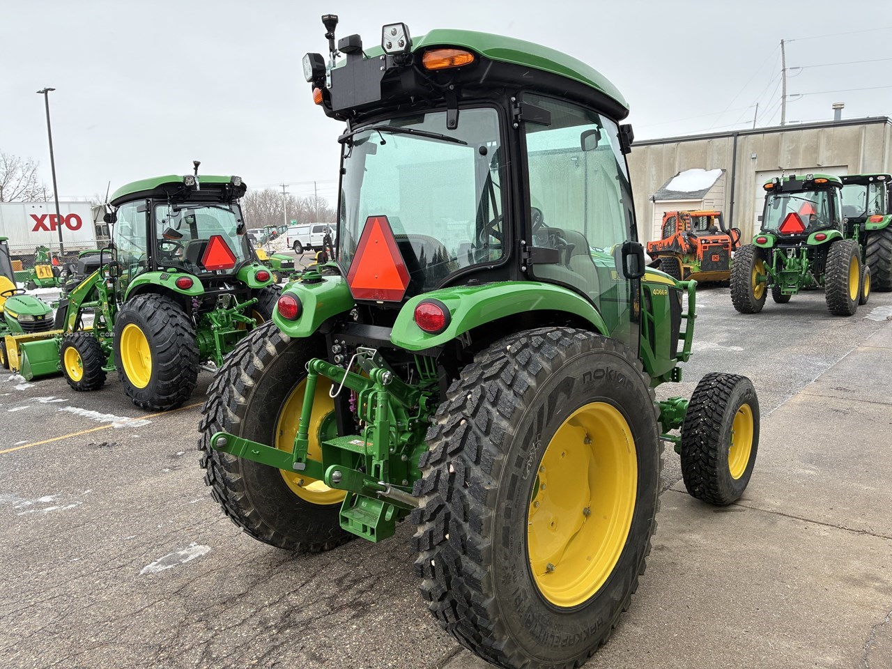 2025 John Deere 4066R Image 4
