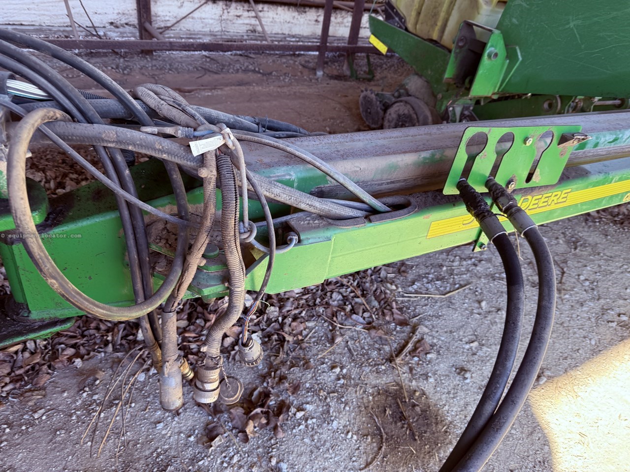 2002 John Deere 1770 Image 10