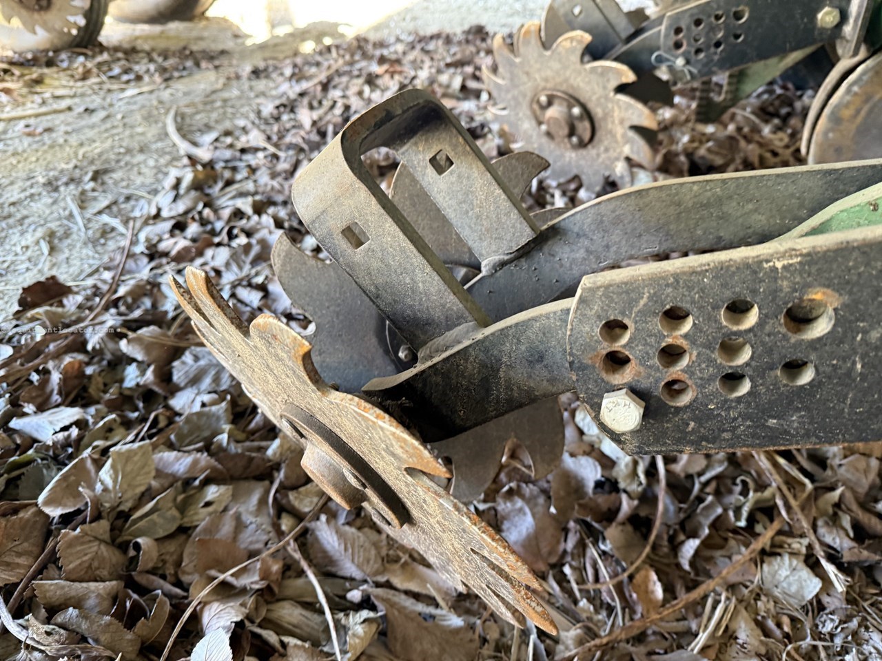 2002 John Deere 1770 Image 16