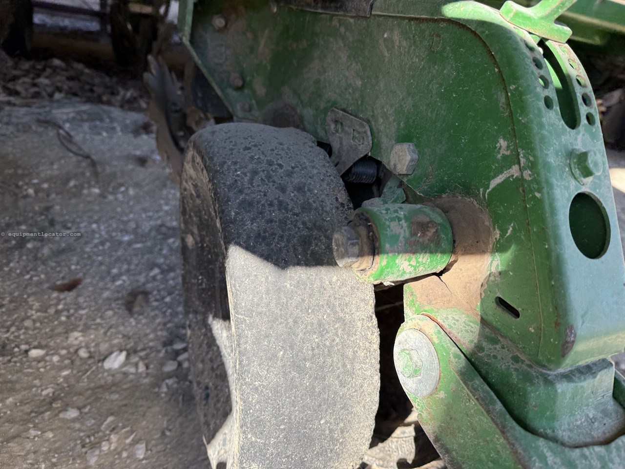 2002 John Deere 1770 Image 25