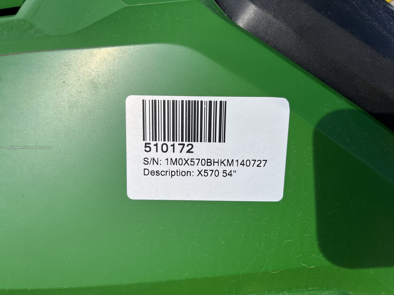 2019 John Deere X570 Image 10