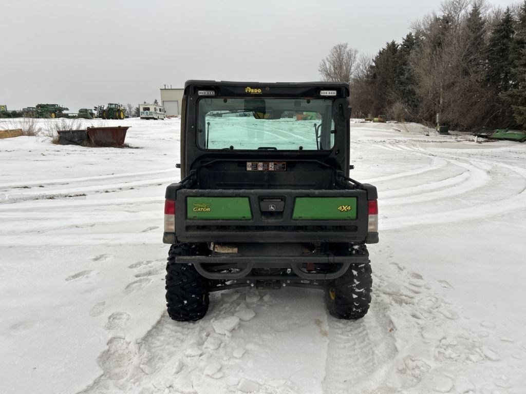 2020 John Deere XUV835M Image 4