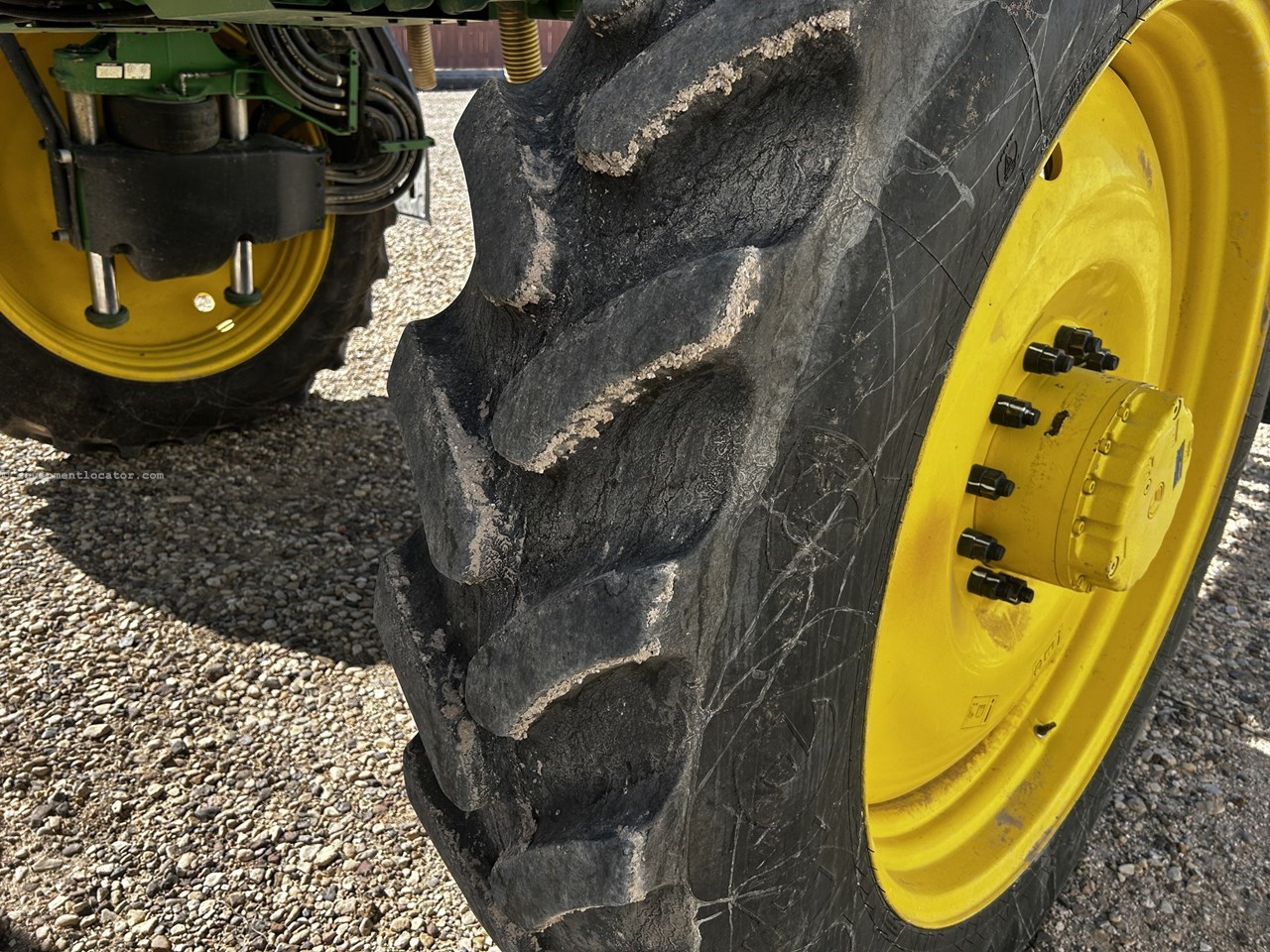 2022 John Deere 412R Image 10