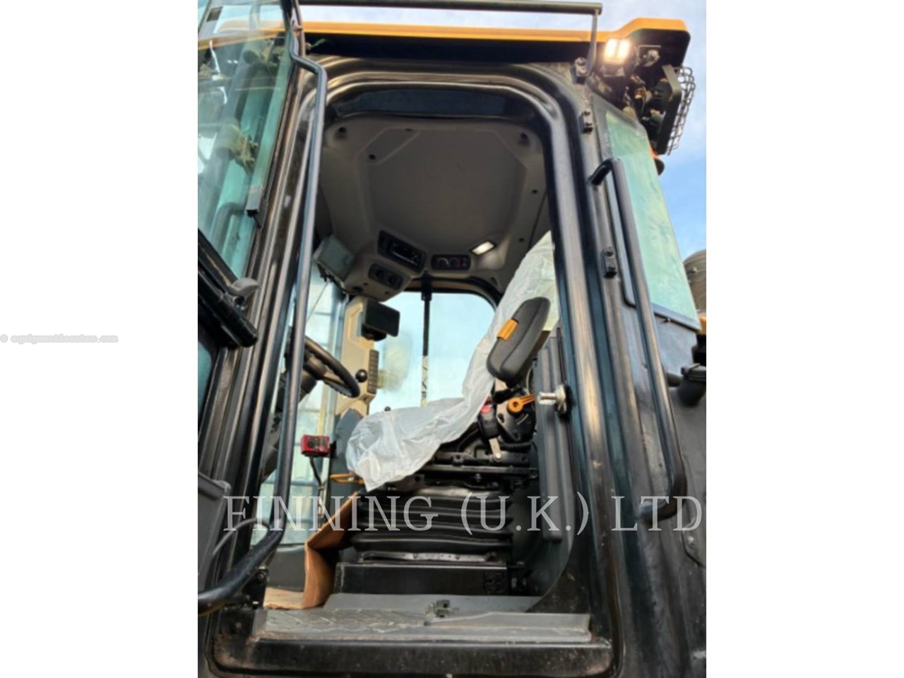 2023 Caterpillar 950-14 Image 10