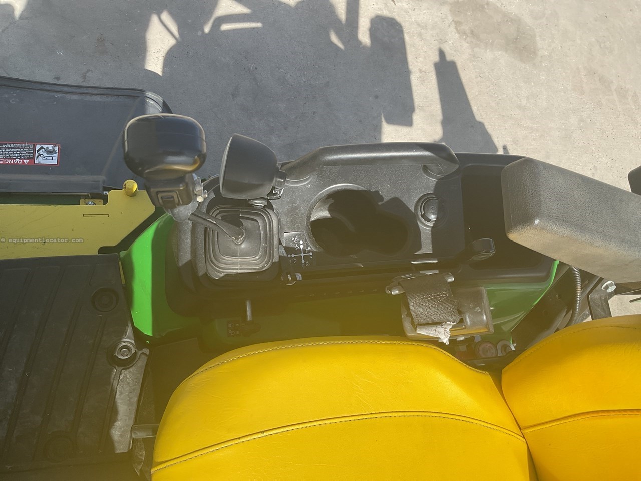 2021 John Deere 1025R Image 10