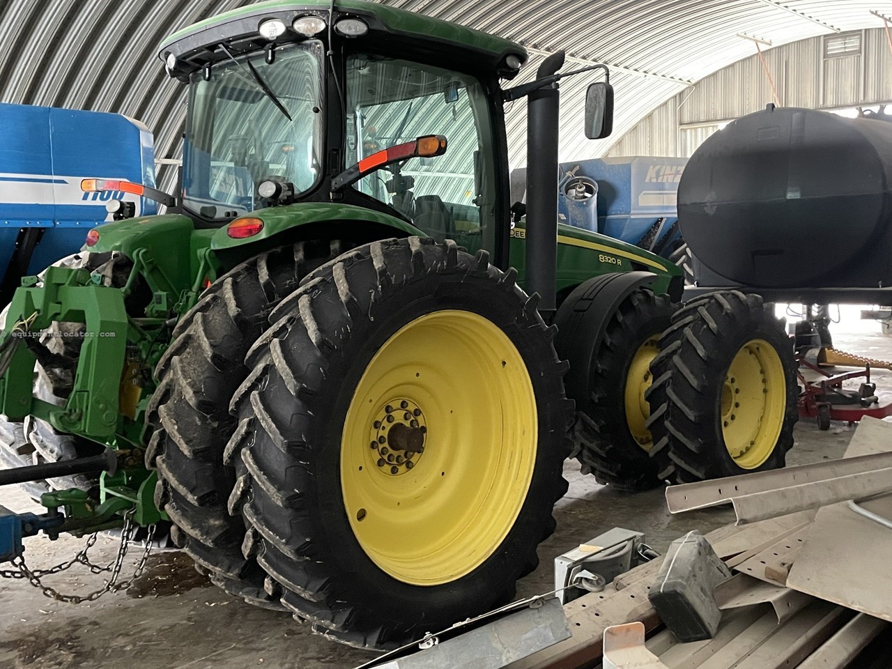 2010 John Deere 8320R Image 4