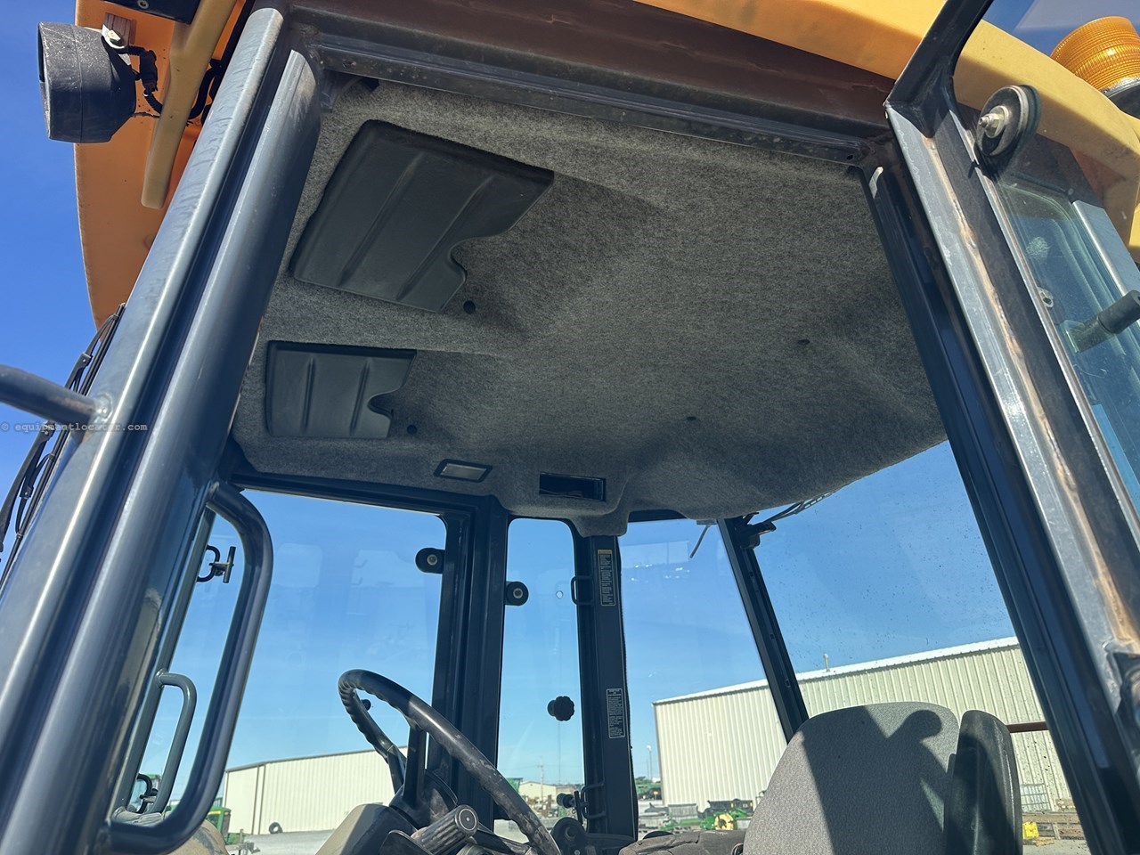 2007 John Deere 310J Image 10