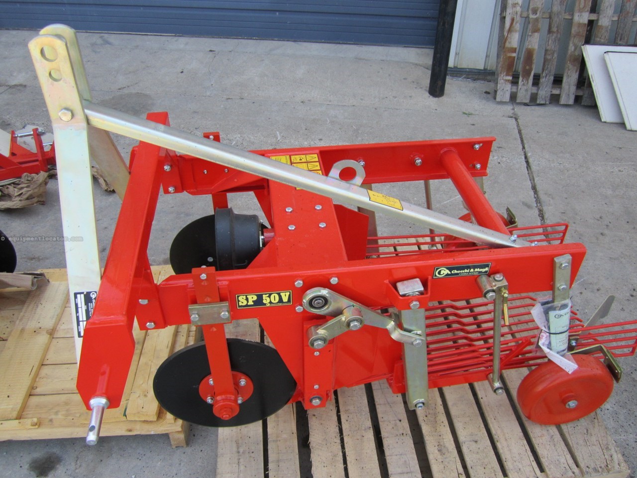 2024 Checchi & Magli SP100 Offset Potato Digger Image 2