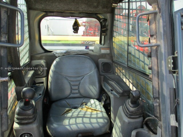 2012 Gehl V270 Image 11