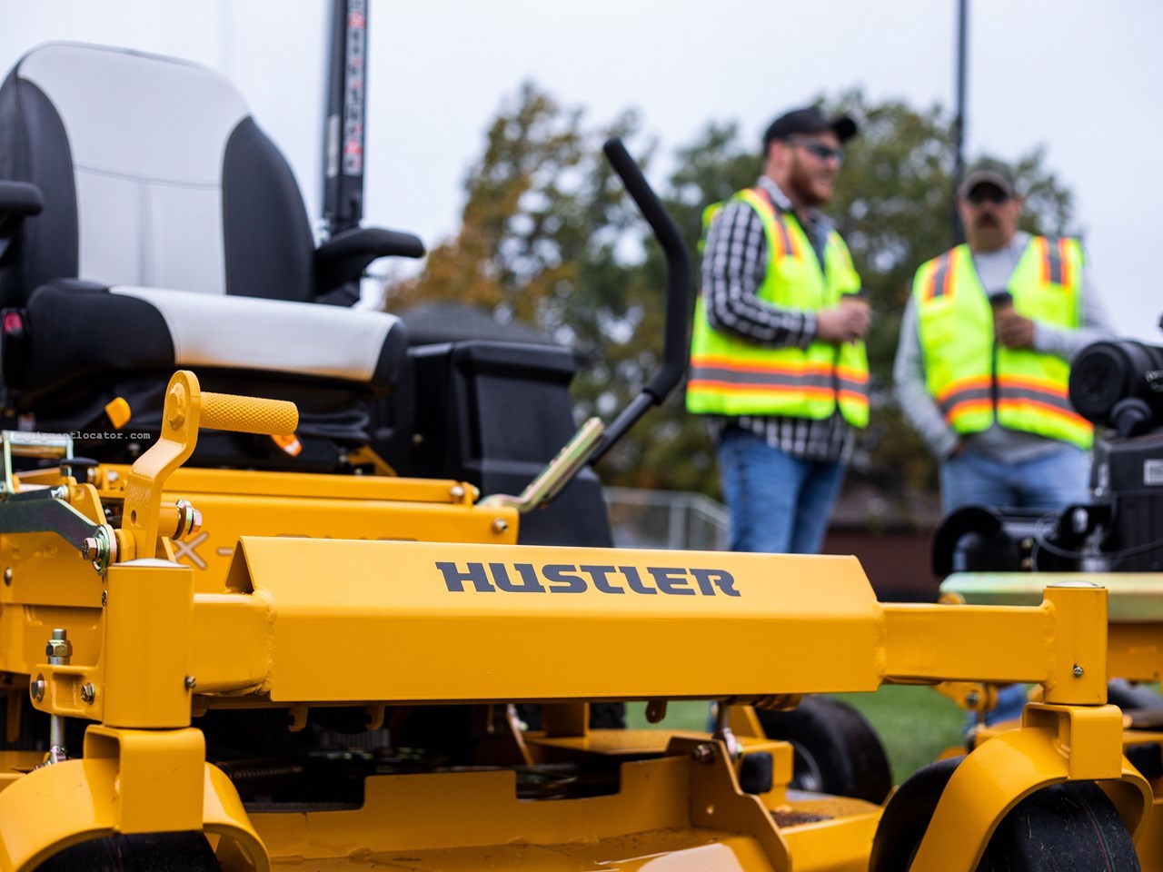 2026 Hustler Excel 943837-X-ONE -KAWASAKI FX850 (27HP) 54" REAR DISCH Image 4