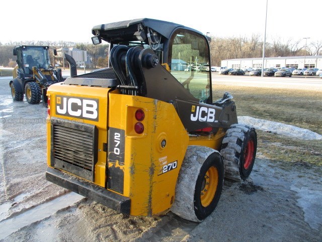 2023 JCB 270W Image 2