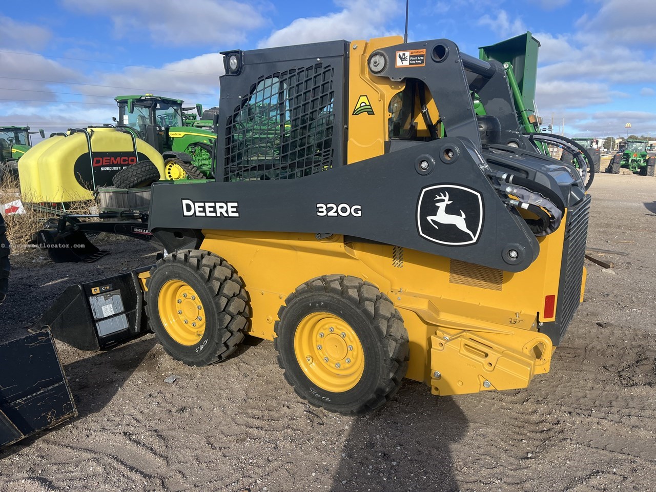 2023 John Deere 320G Image 4