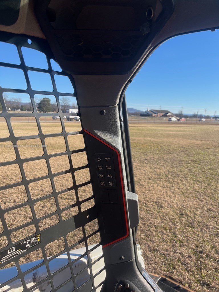 2023 Bobcat T66 Image 10