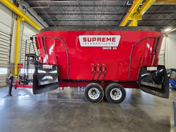 2026 Supreme 1900TR Image 2