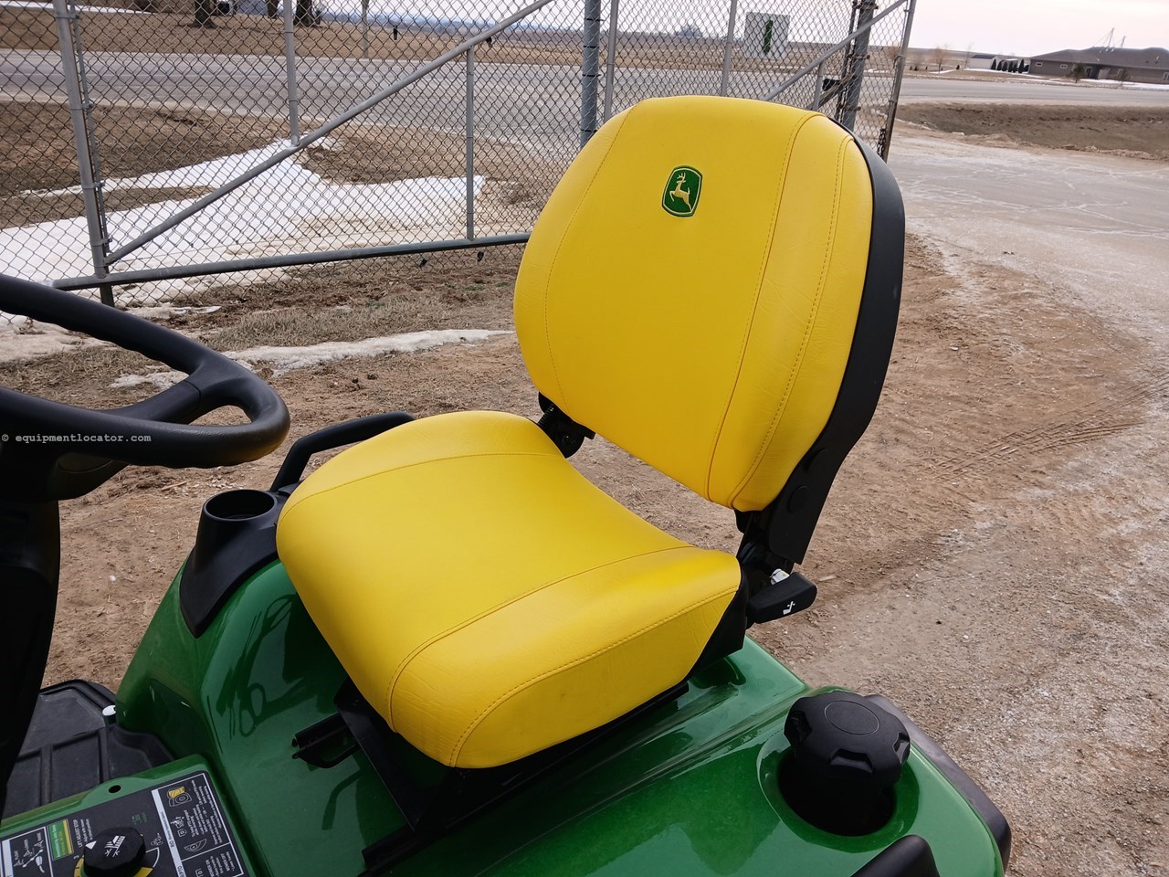 2024 John Deere X739 Image 4