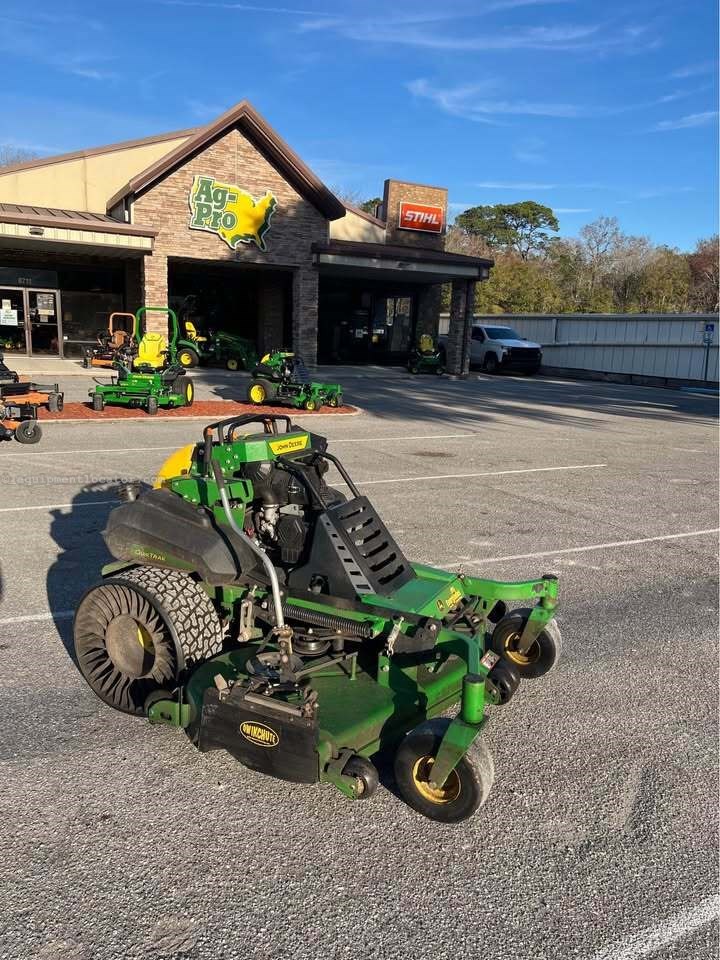 2025 John Deere Q865R EFI Image 2