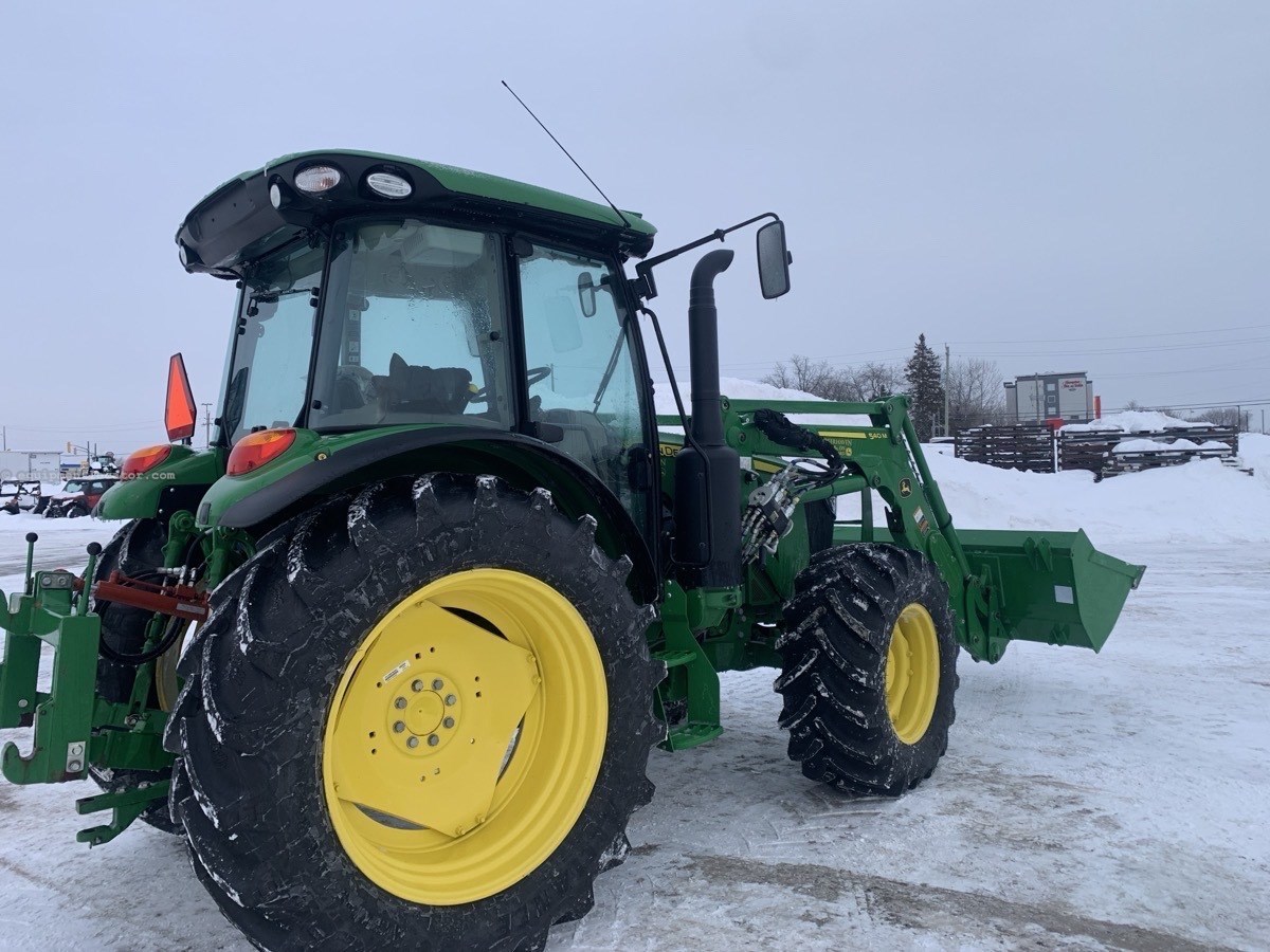 2022 John Deere 5130M Image 5