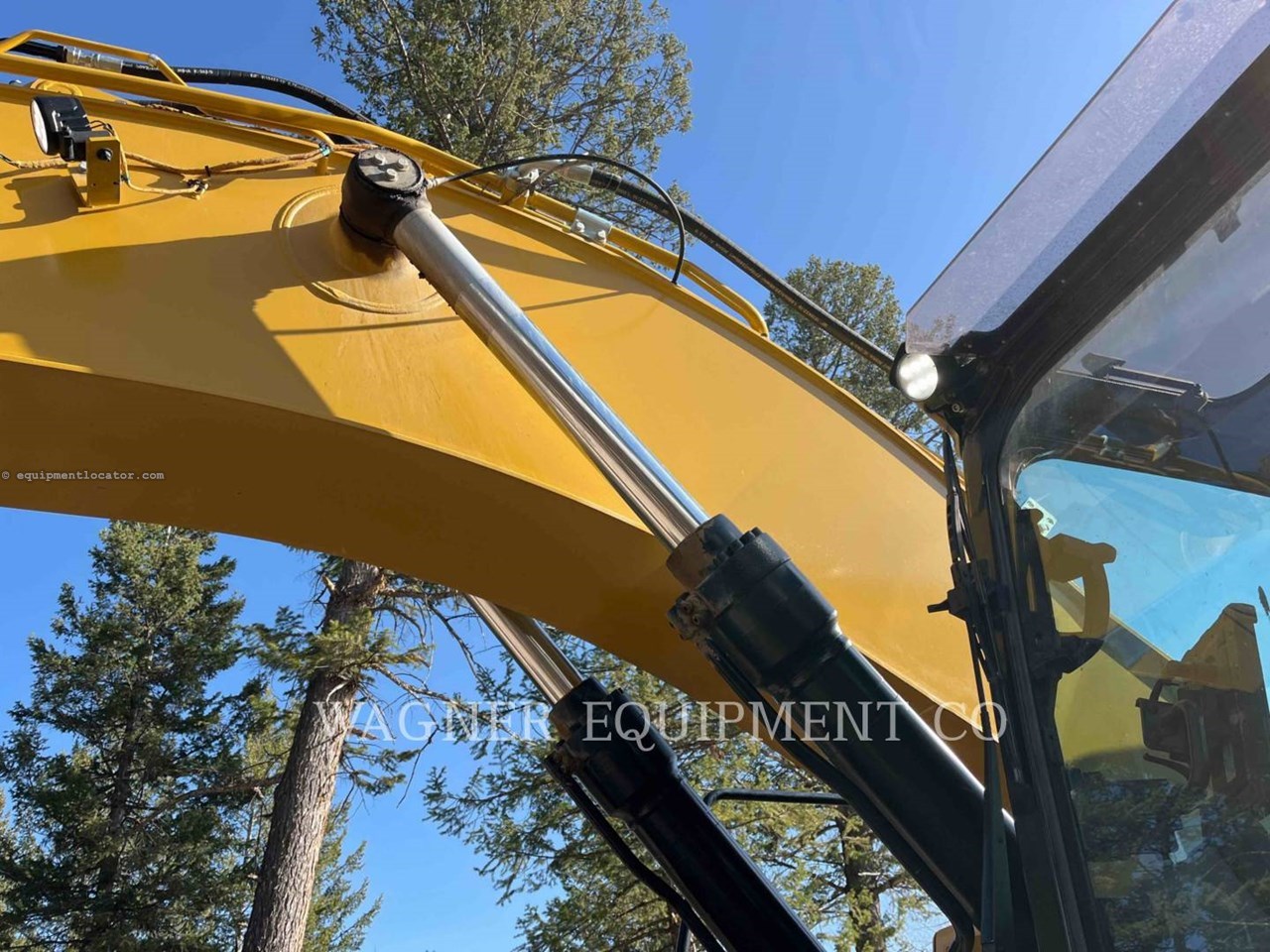 2022 Caterpillar 325 THB Image 14