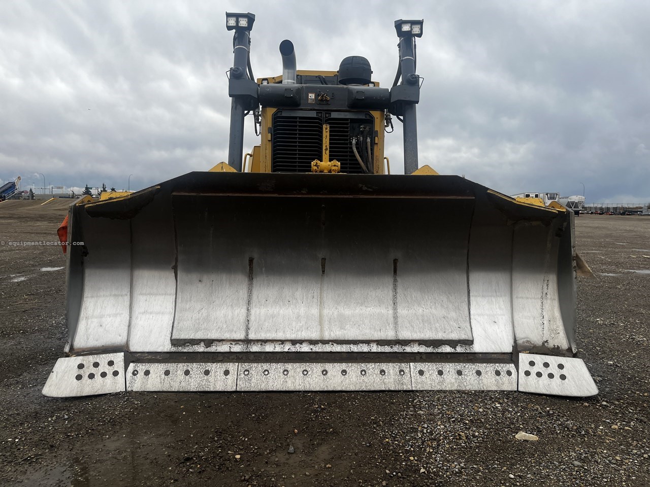 2015 John Deere 1050K Image 2