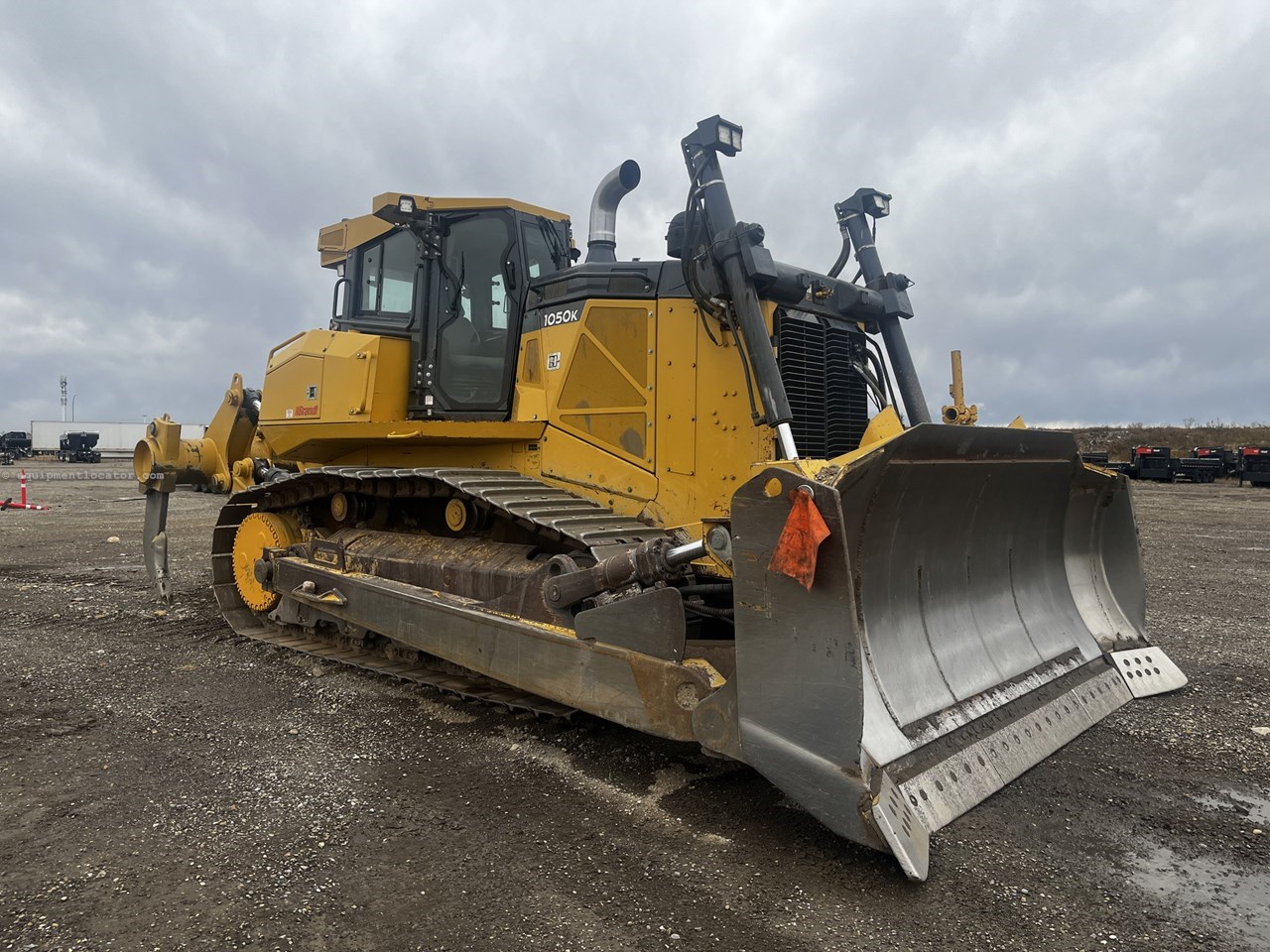 2015 John Deere 1050K Image 3