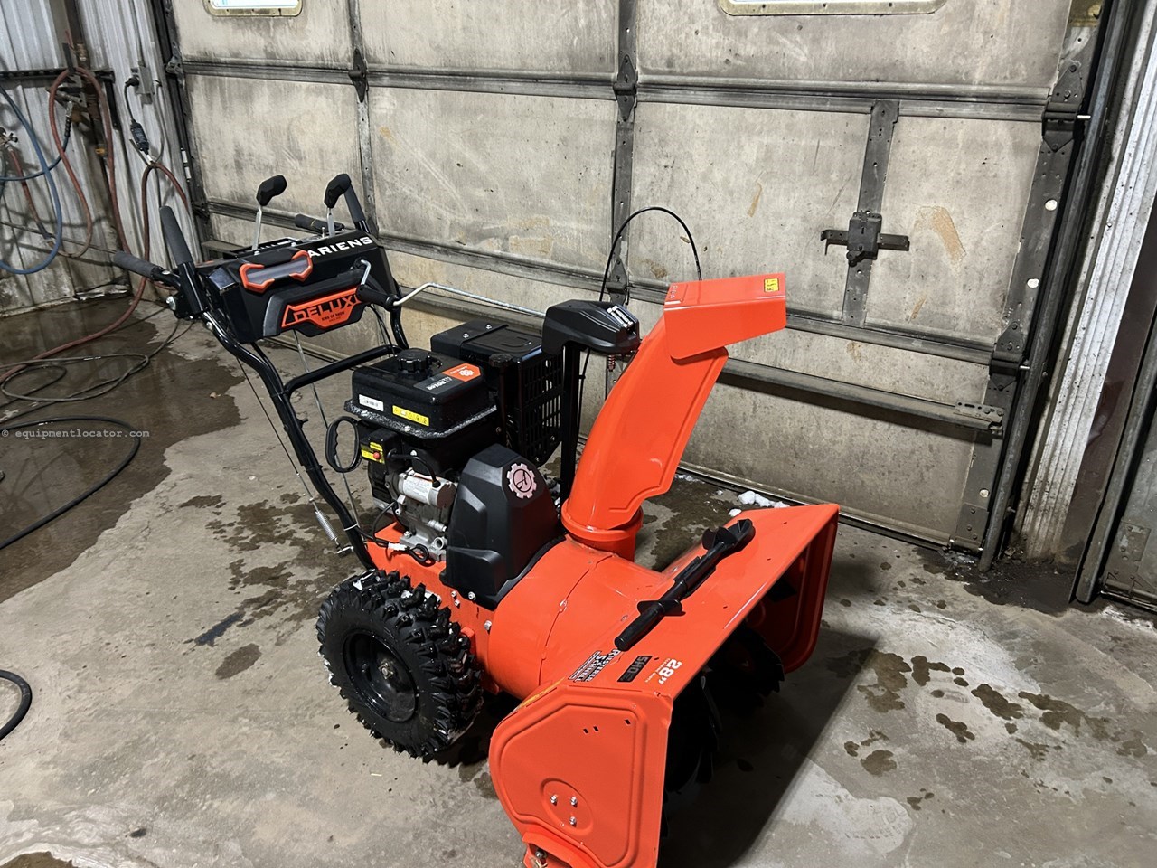2024 Ariens 921072 Deluxe 28 SHO Image 4