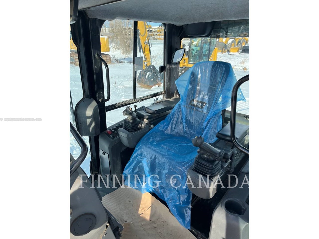 2011 Caterpillar D4K LGP Image 11