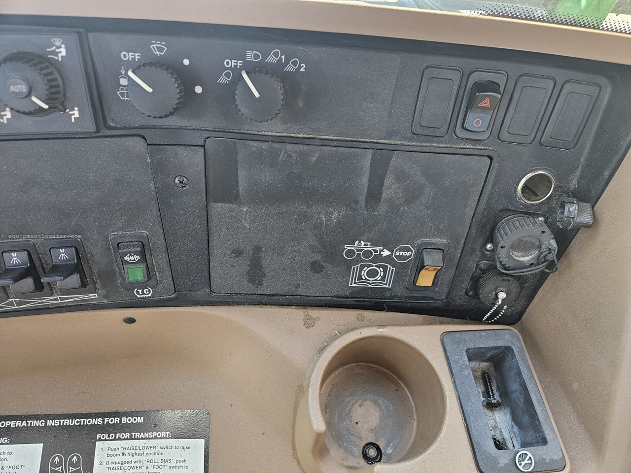 2013 John Deere 4830 Image 13