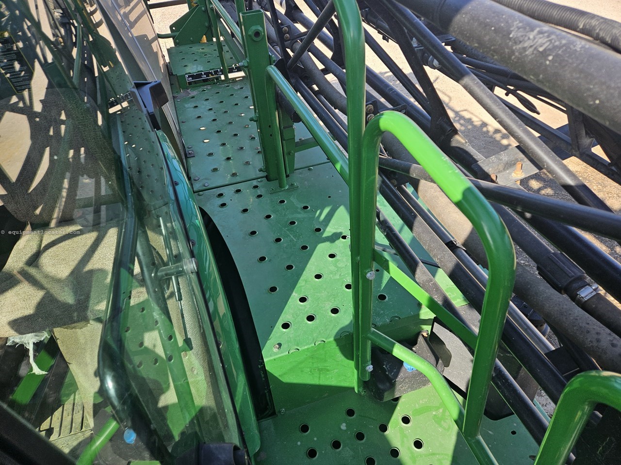 2013 John Deere 4830 Image 20