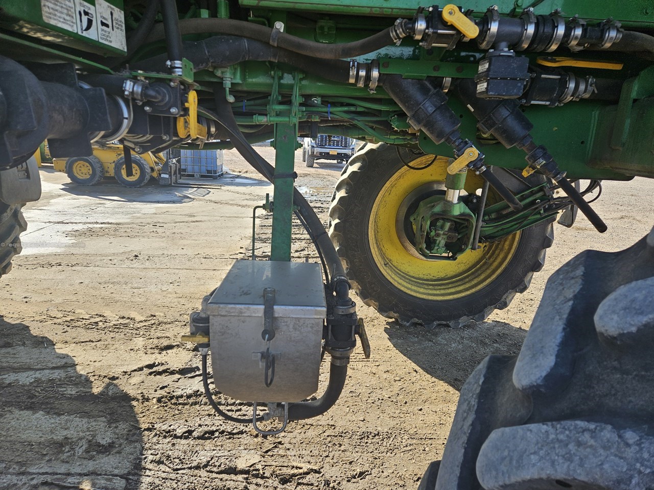 2013 John Deere 4830 Image 29