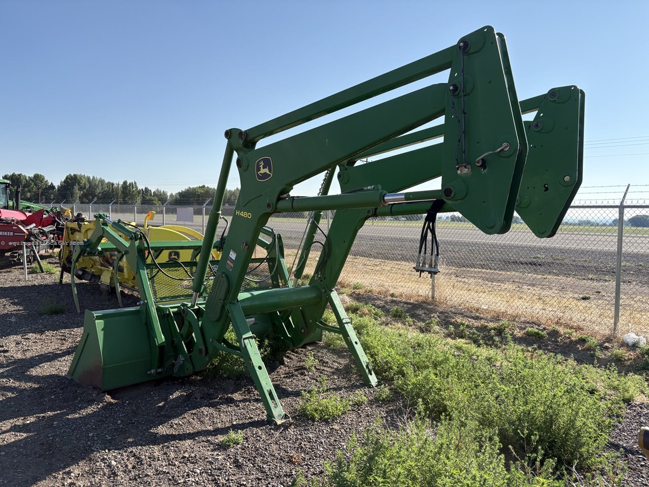 2012 John Deere H480 Image 2