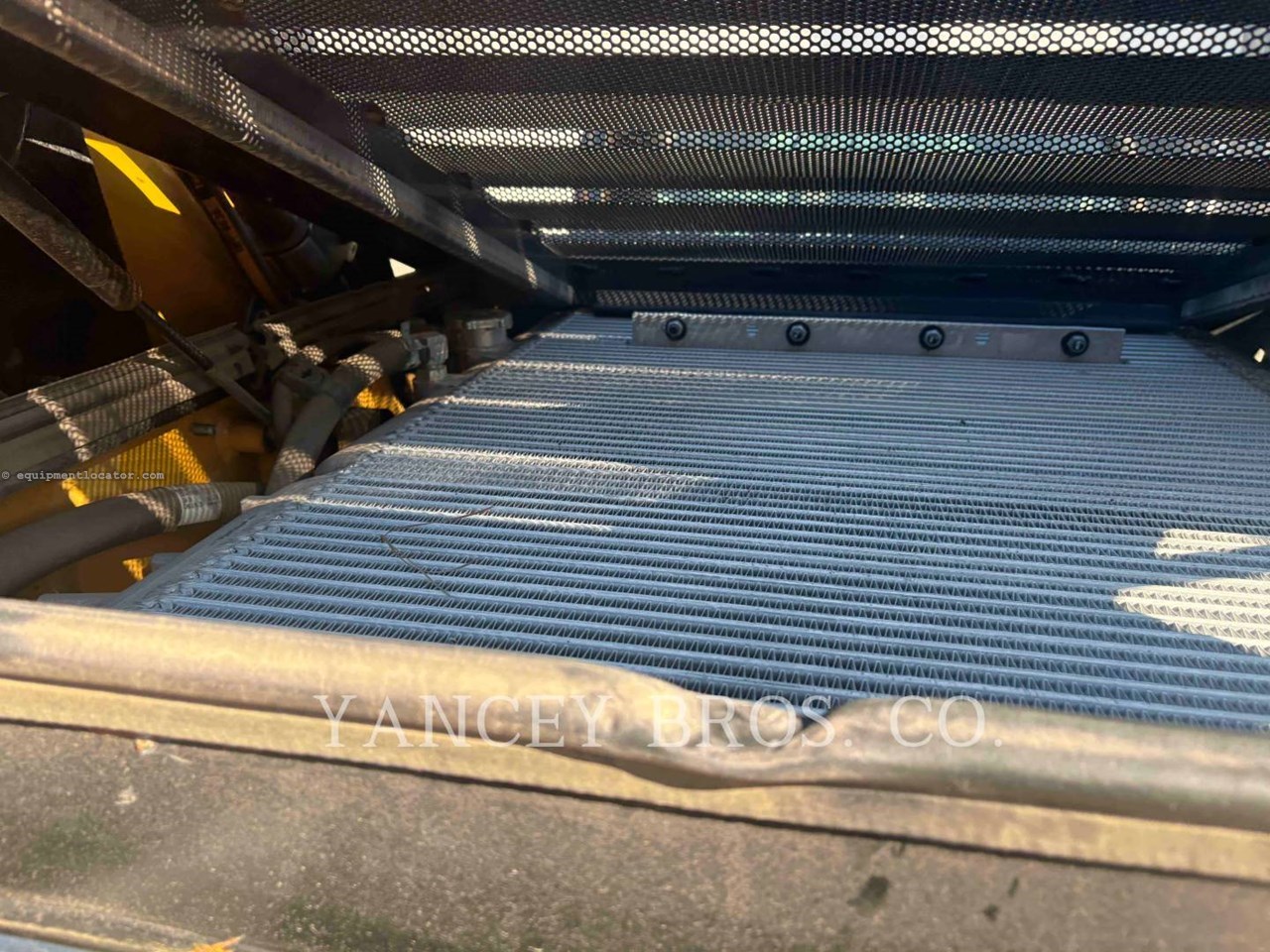 2025 Caterpillar 272D3XE Image 11