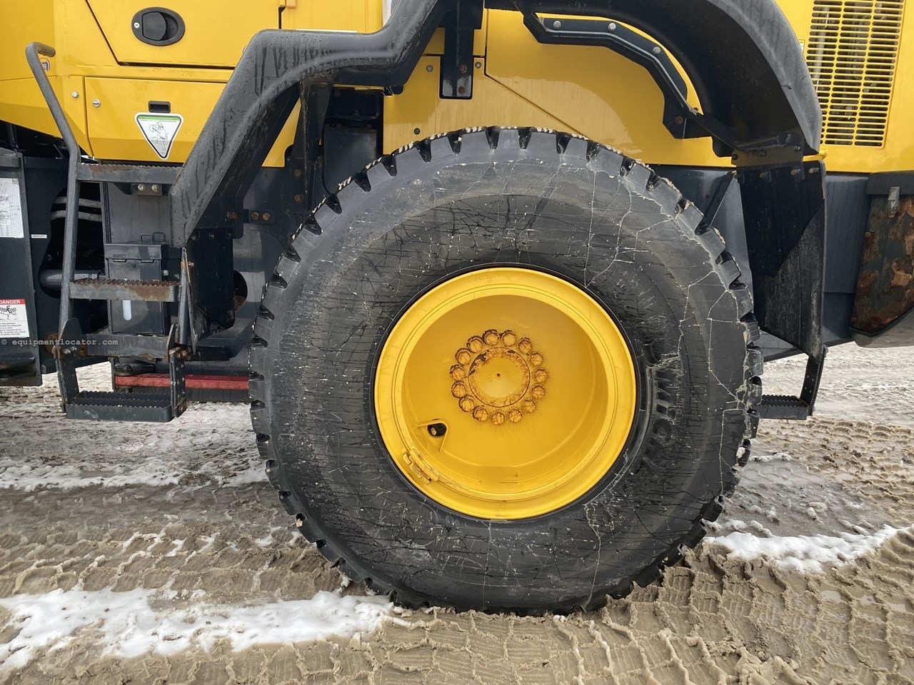 2022 Komatsu WA320 Image 14