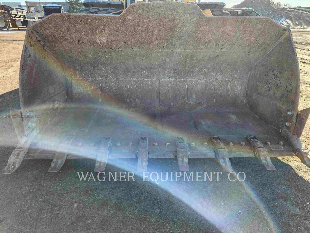 2021 John Deere 844L AG Image 16