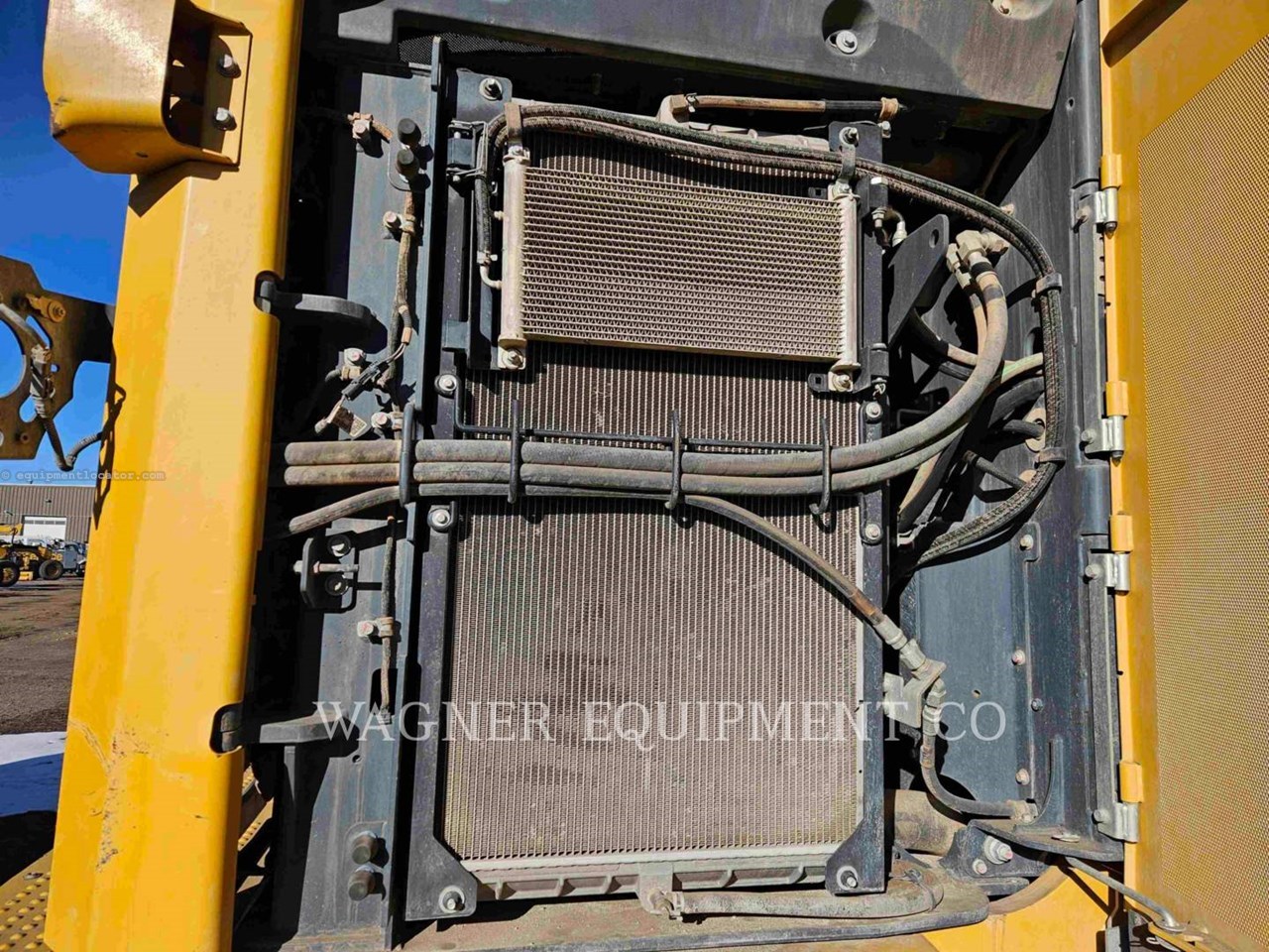 2021 John Deere 844L AG Image 17