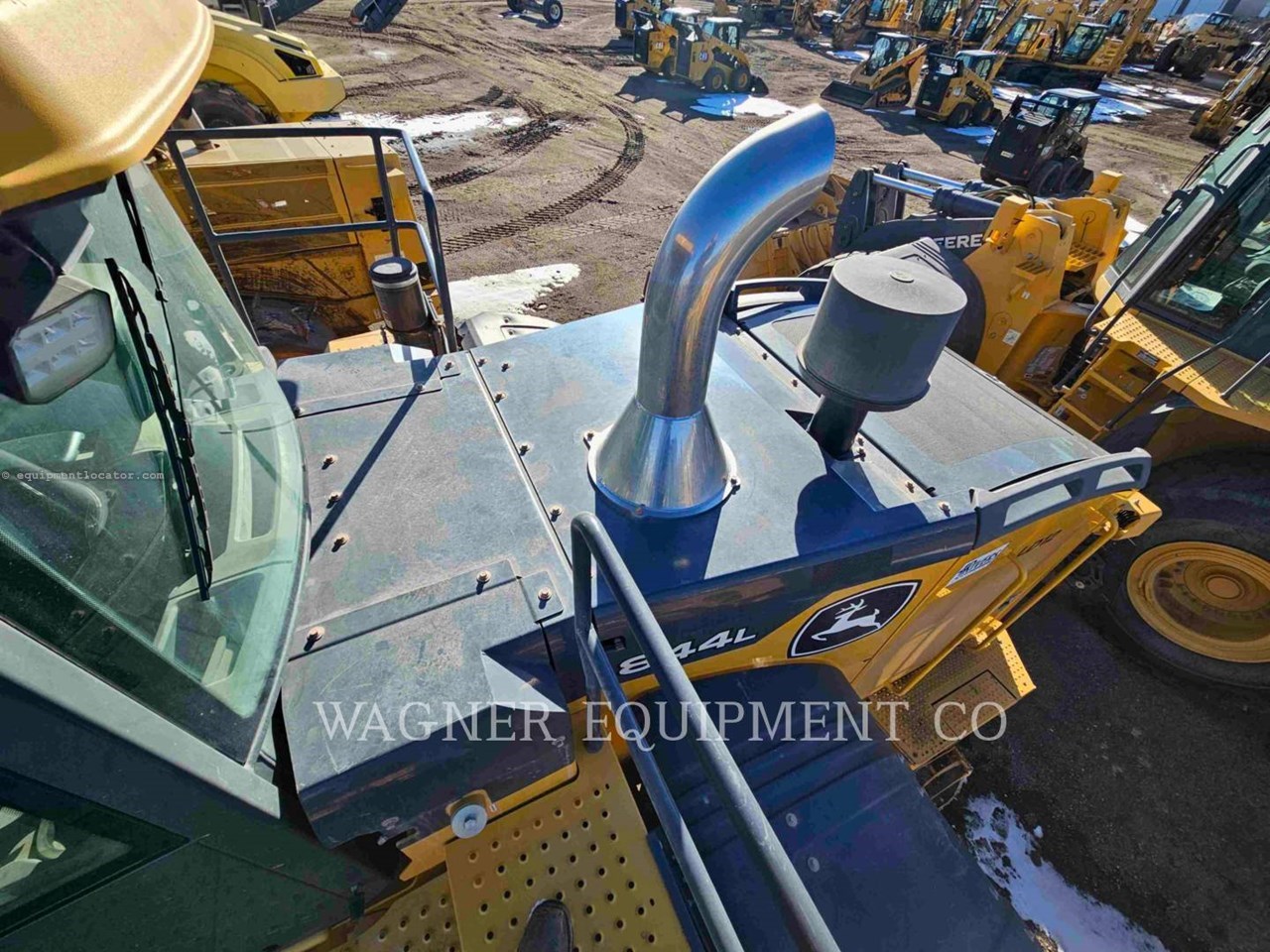 2021 John Deere 844L AG Image 21