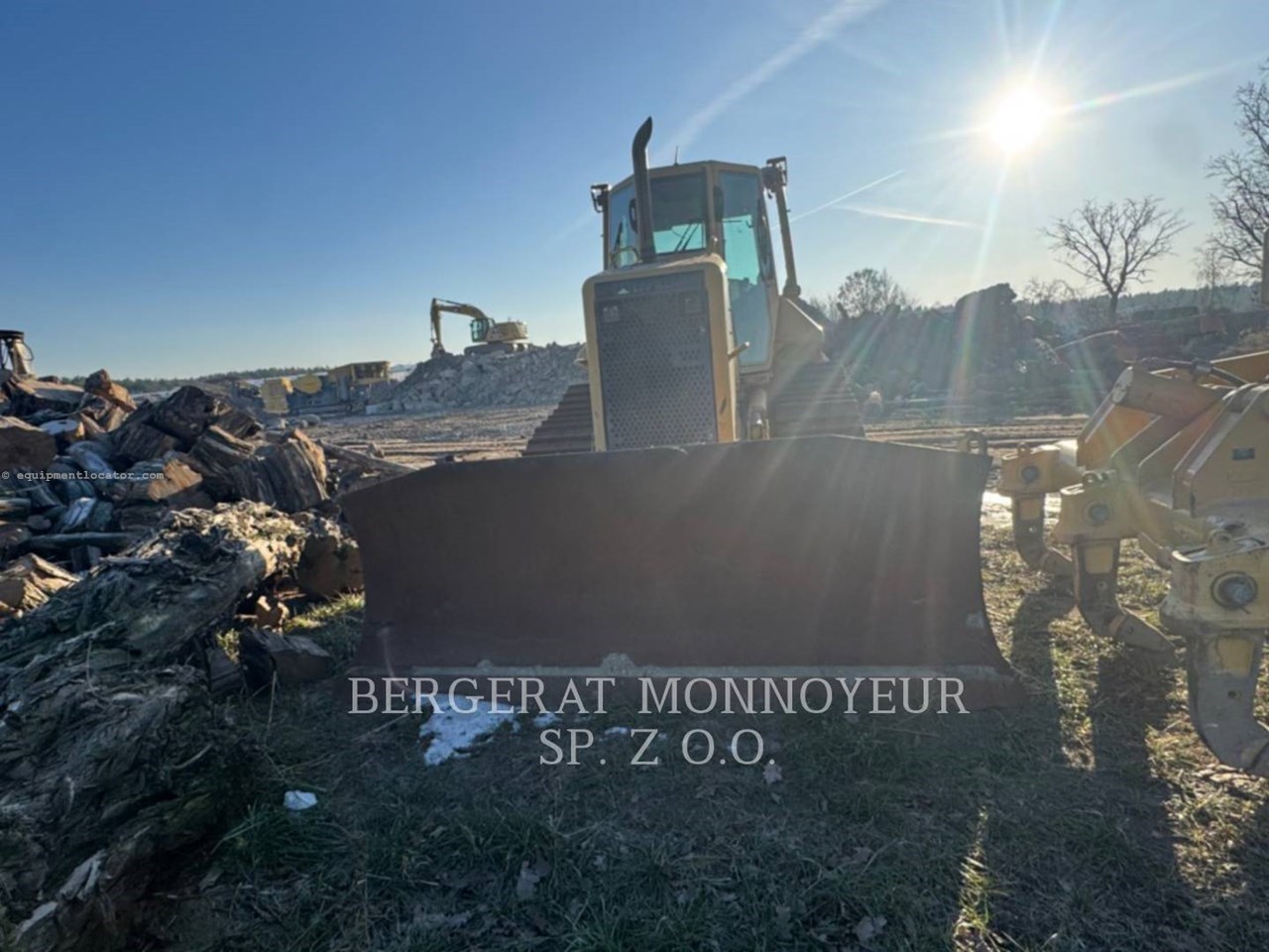 2005 Caterpillar D5NXL Image 10